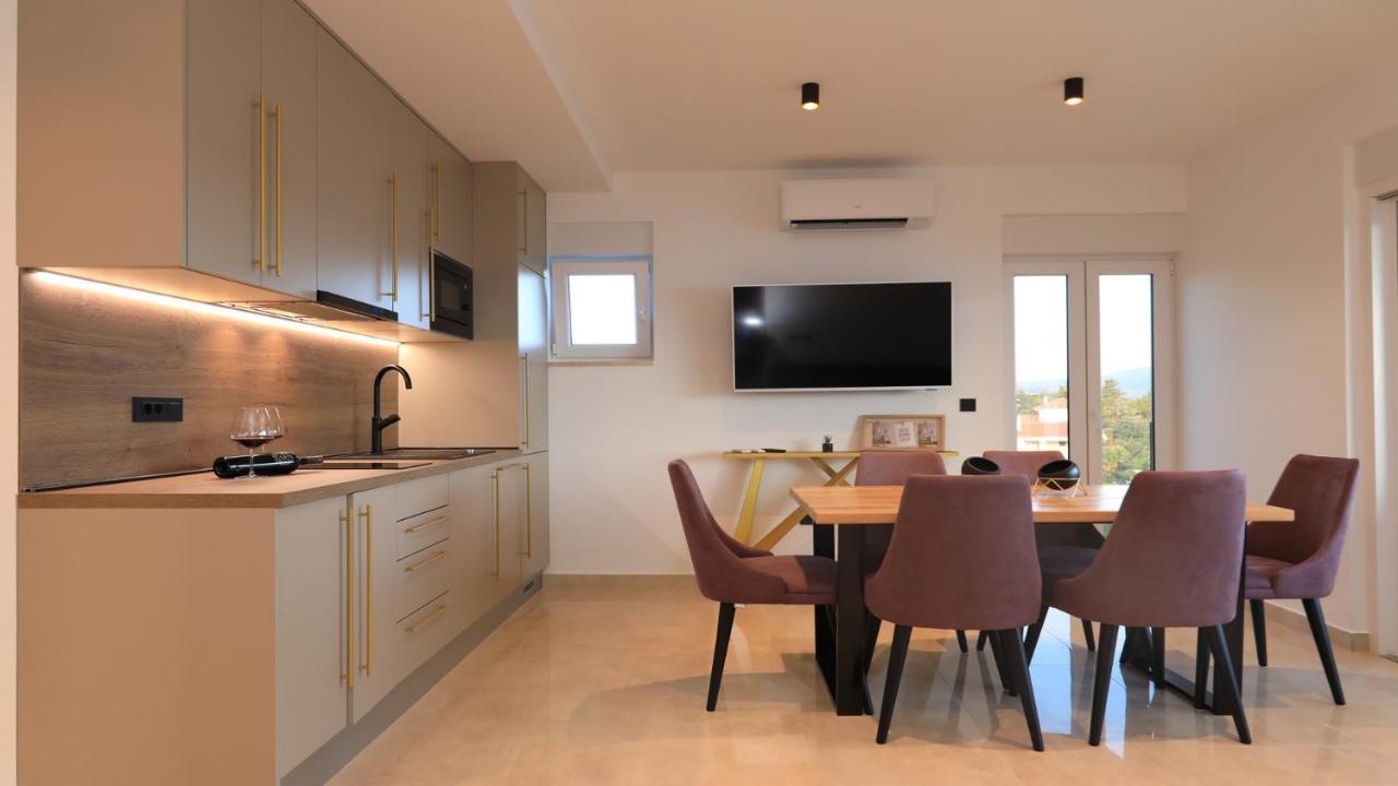 Adastra Apartments ماسلينتسا المظهر الخارجي الصورة