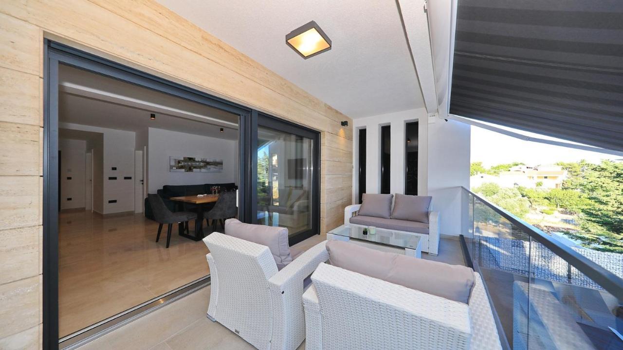Adastra Apartments ماسلينتسا المظهر الخارجي الصورة