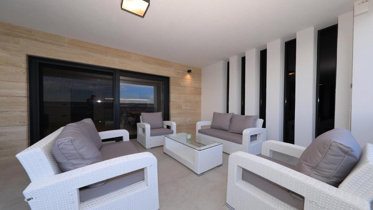 Adastra Apartments ماسلينتسا المظهر الخارجي الصورة